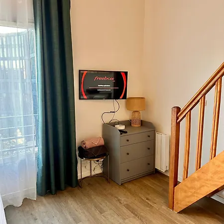2 Pieces Duplex Les Moulineaux Ascenseur Internet Apartment *
